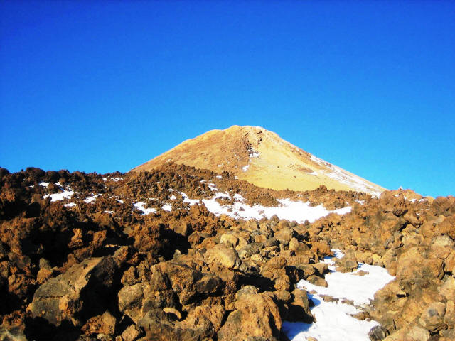 Teide04-Der Gipfel kommt erstmals in Sicht